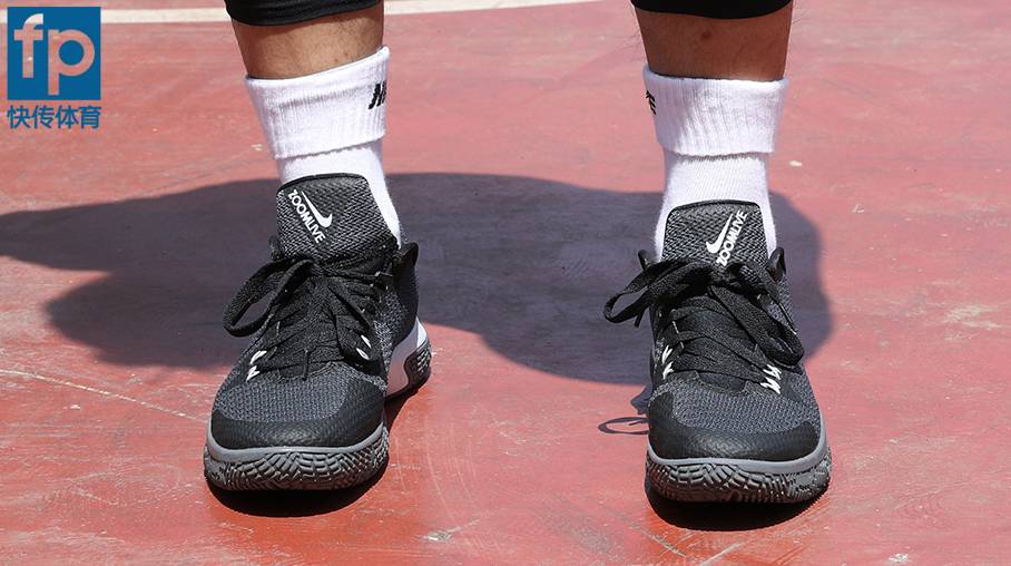 nikezoomlive2鏄腑甯悧,nikezoomliveii閲嶉噺