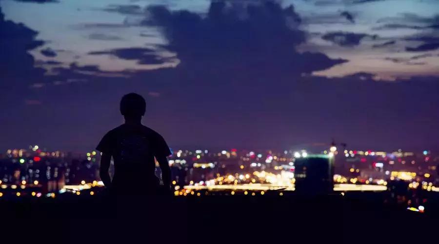 在北京买不起房要不要留下,在北京永远也买不起房