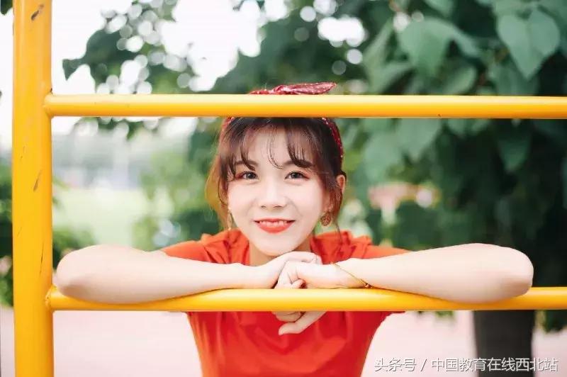 毕业季唯美拍照动作,毕业季如何拍照拍出高级感