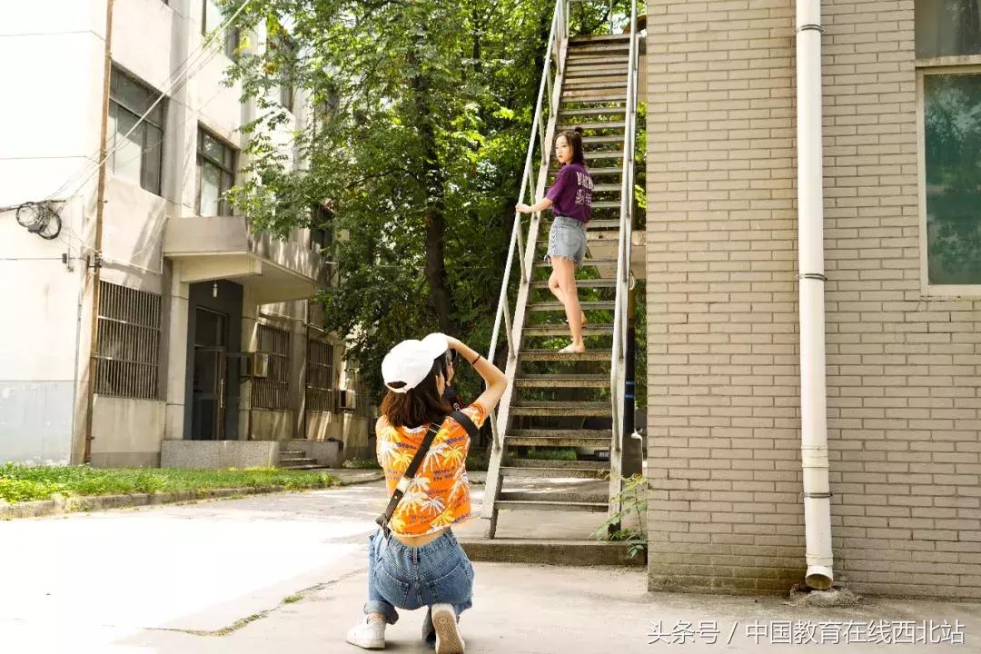 毕业季唯美拍照动作,毕业季如何拍照拍出高级感