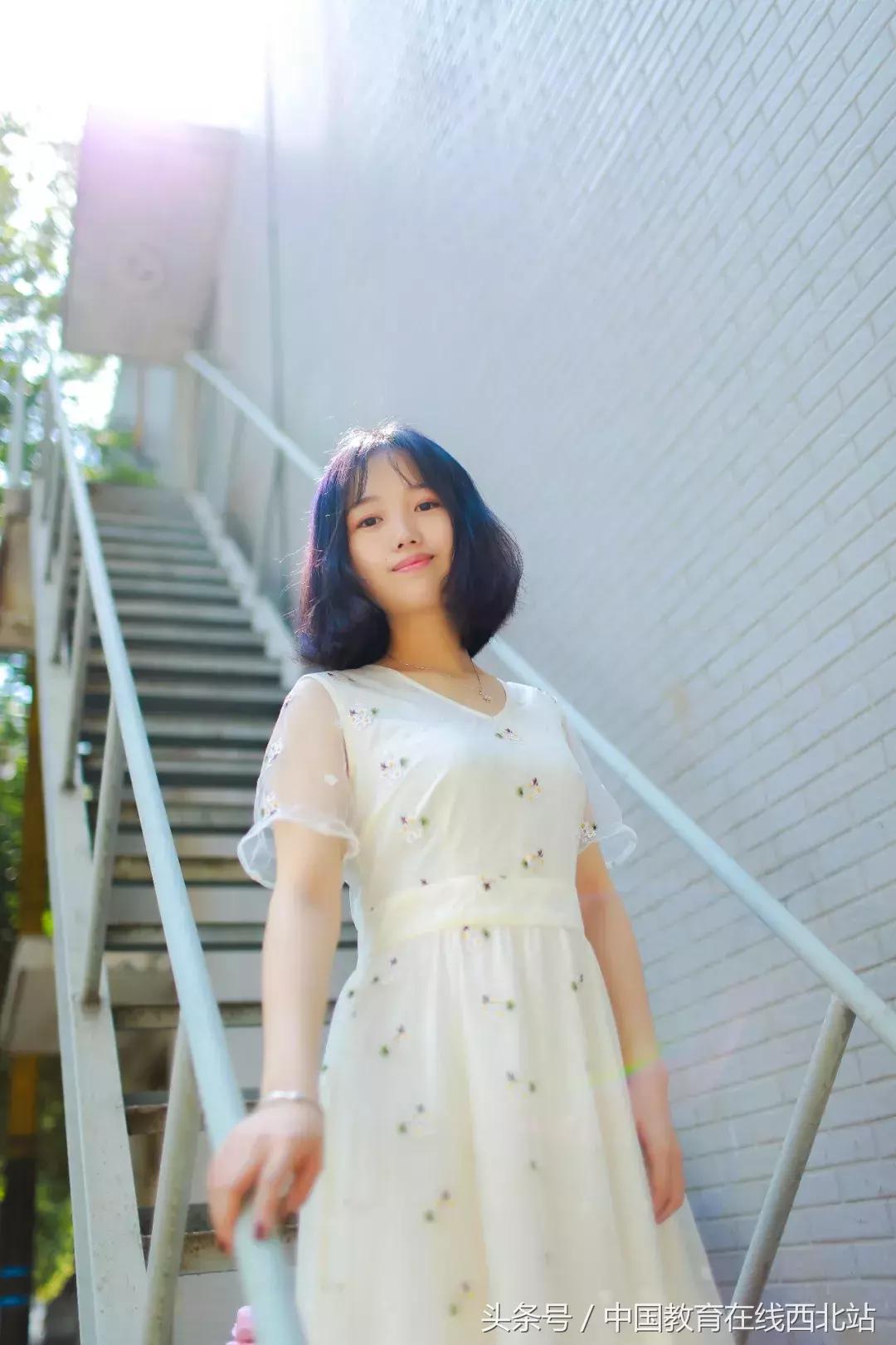 毕业季唯美拍照动作,毕业季如何拍照拍出高级感