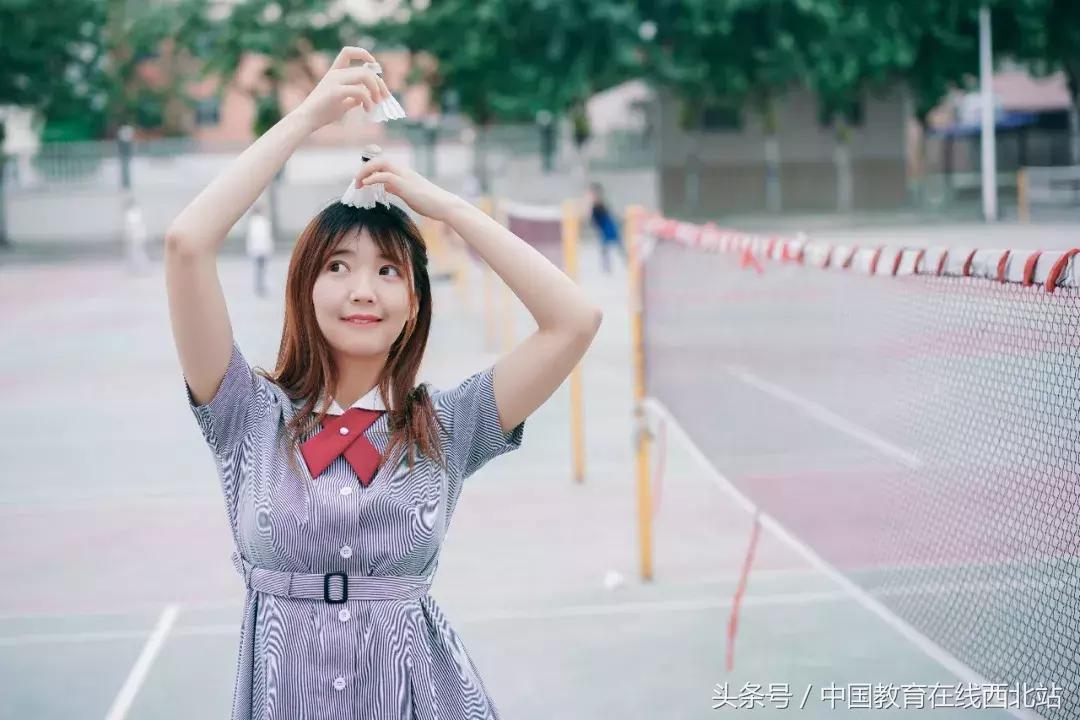 毕业季唯美拍照动作,毕业季如何拍照拍出高级感