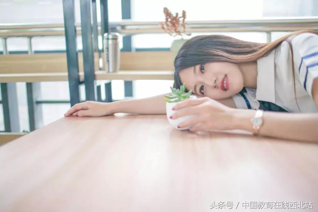 毕业季唯美拍照动作,毕业季如何拍照拍出高级感