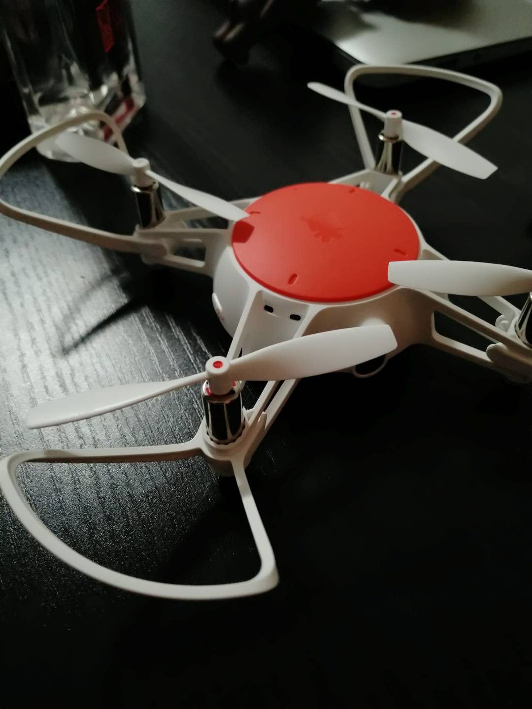 小飞侠无人机评测,米兔无人机飞行