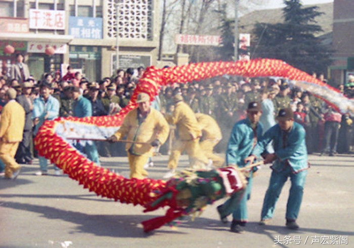 石塔老龙灯,张大爷创作