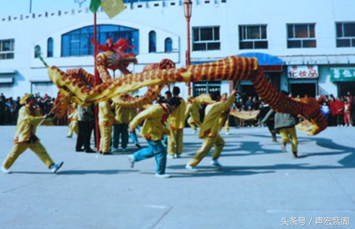 石塔老龙灯,张大爷创作