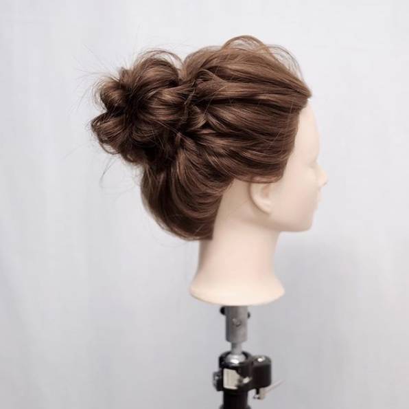 头发少怎么弄才好看,头发怎么扎好看教程