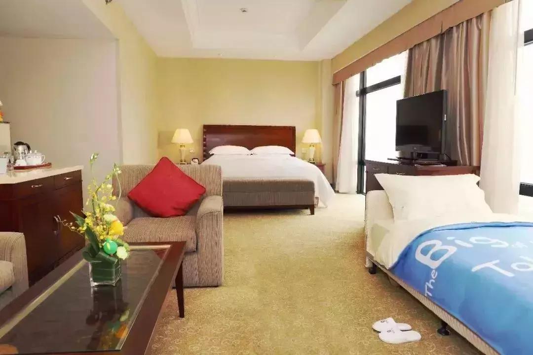 上海国际贵都大饭店4人套餐,上海国际贵都大饭店30周年