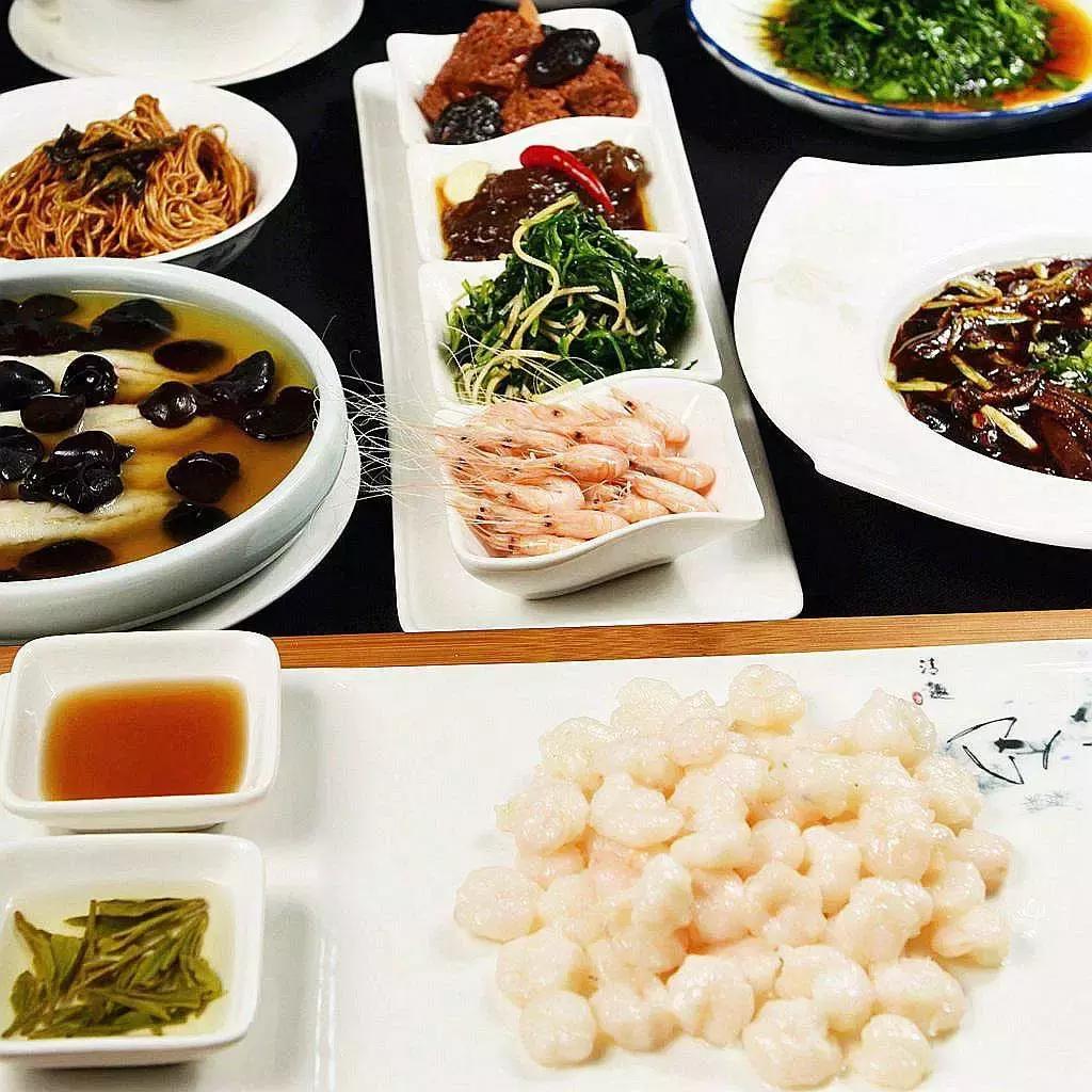 上海国际贵都大饭店4人套餐,上海国际贵都大饭店30周年