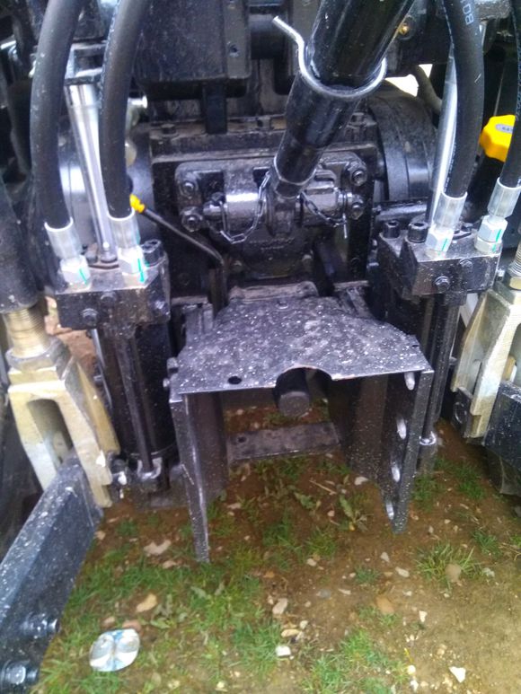 雷沃1604D拖拉机14万6，1804Q拖拉机13万7，朋友们我该怎么选？