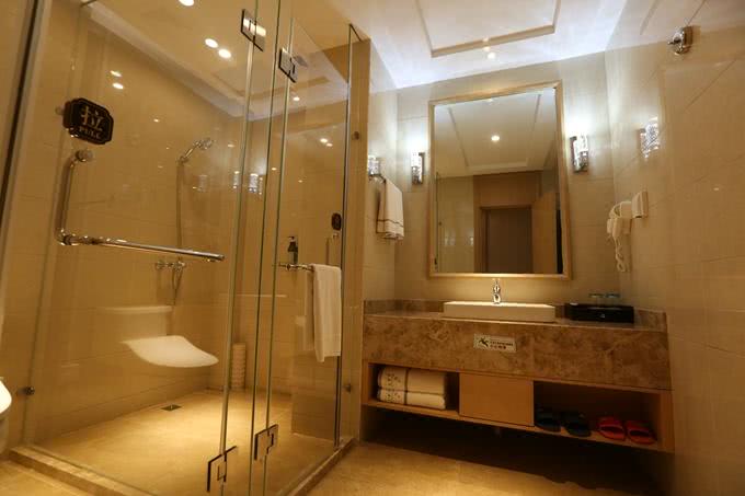 本溪有游泳池的山庄,本溪无边泳池冬天