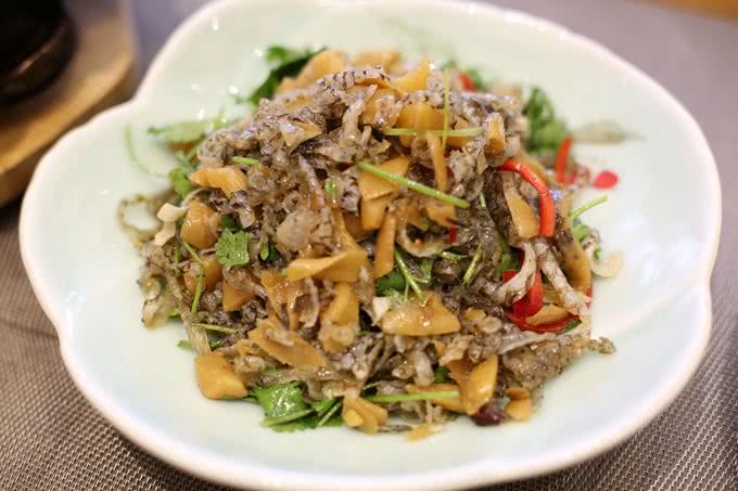 本溪有游泳池的山庄,本溪无边泳池冬天