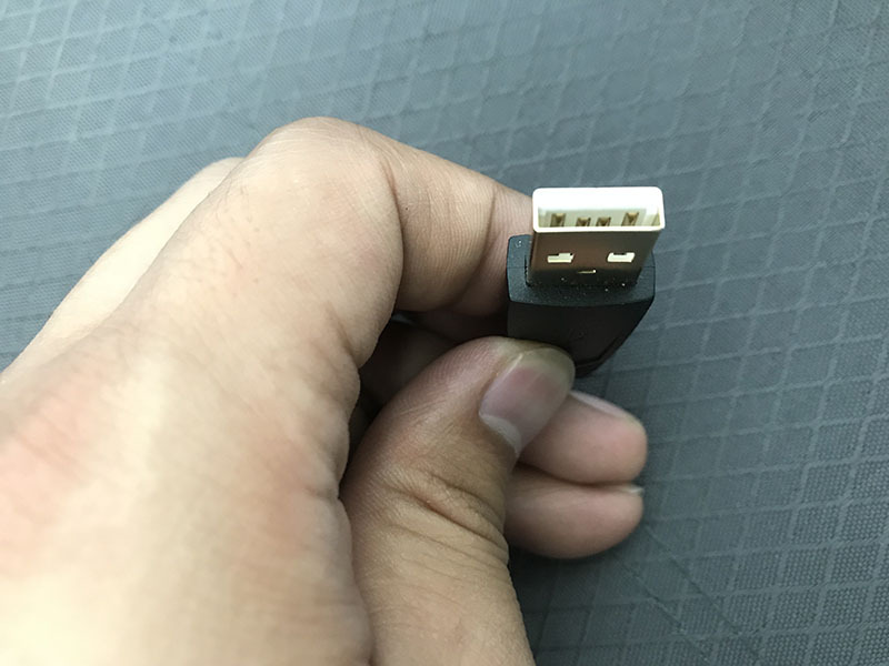 游戏鼠标性价比之选雷柏v30体验,vt900鼠标