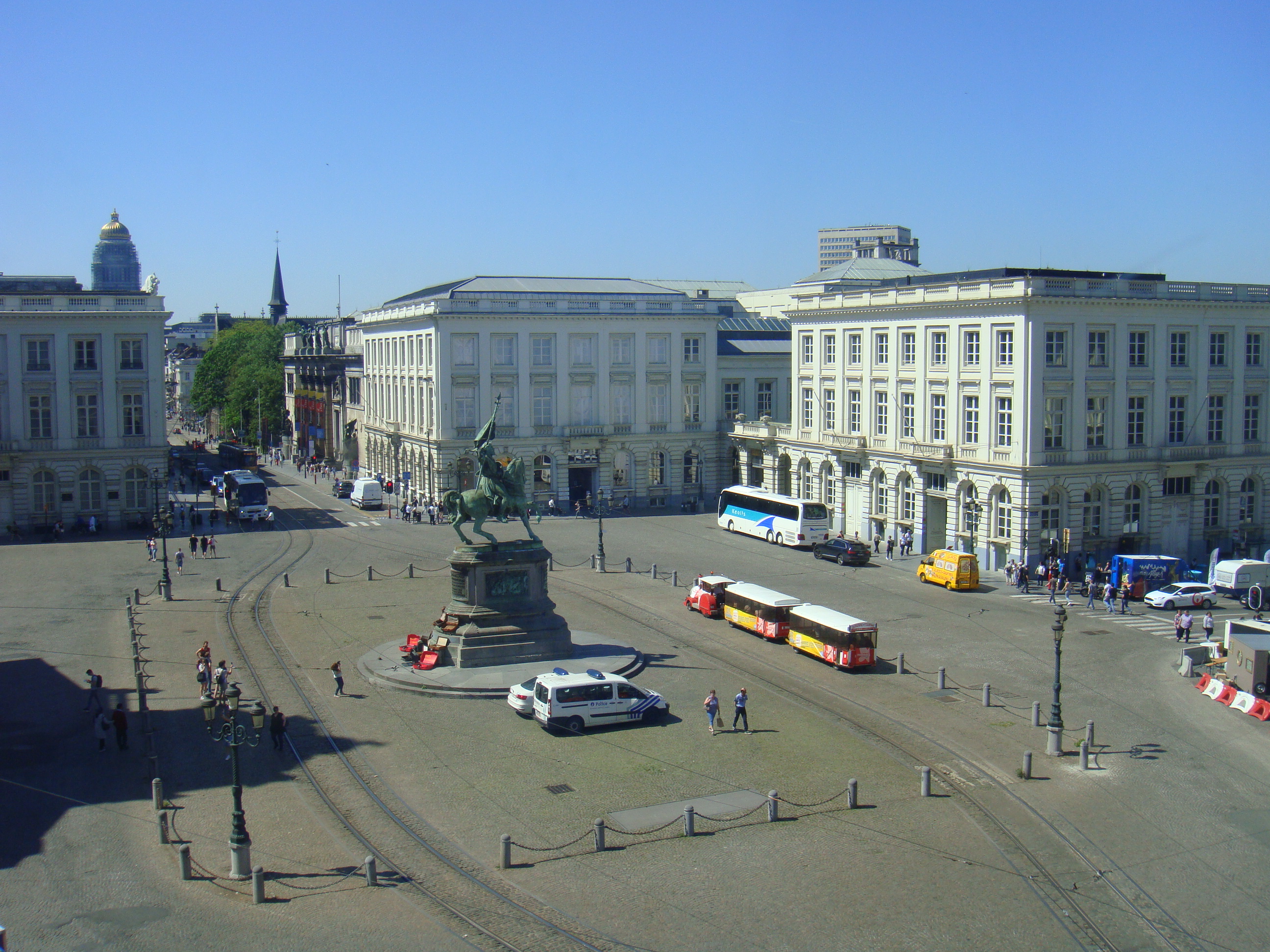 春天里走进比利时布鲁塞尔 (布鲁塞尔艺术山皇家广场)