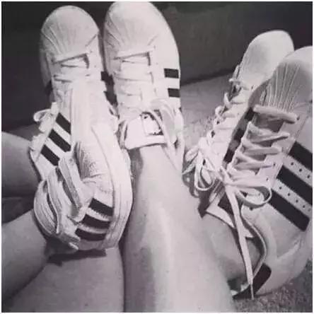 女童贝壳鞋亲子款,2018爆款亲子温暖家庭海豚鞋