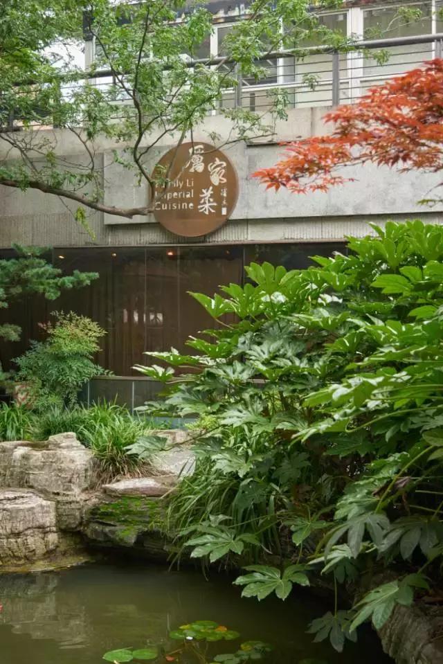 每天接待12个人的餐厅,每天只接待10桌餐厅