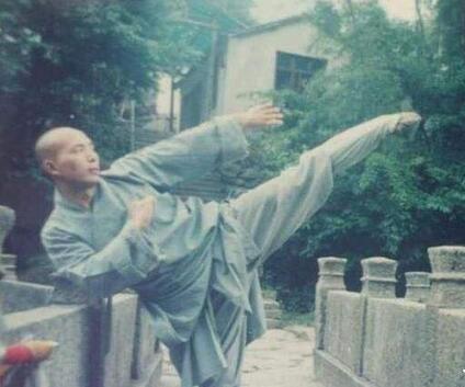 郭晨冬谈李小龙和阿里,郭晨冬有什么资格评价李小龙