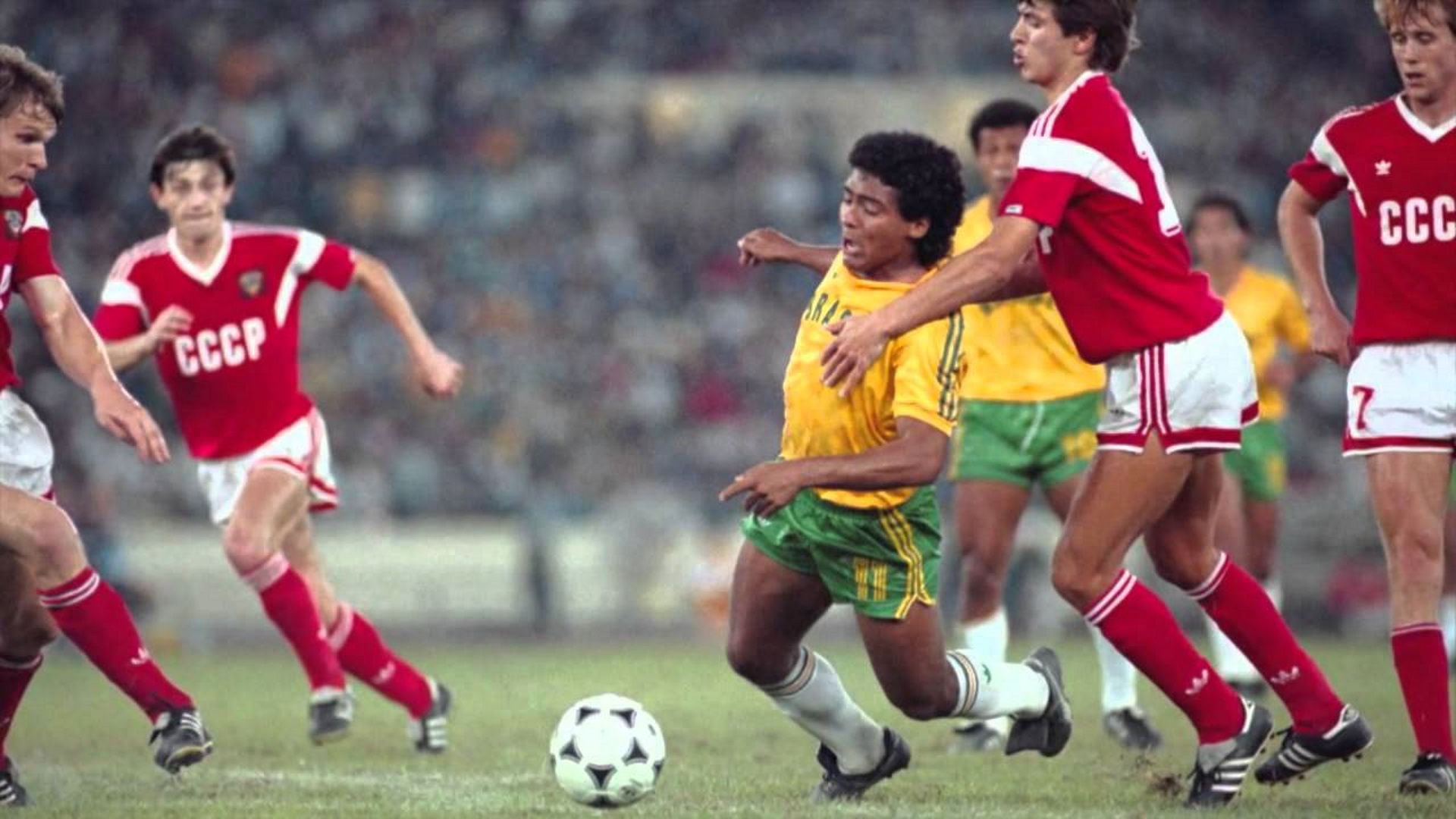 阿迪达斯欧洲杯球衣发布2024,阿迪达斯世界杯足球系列介绍