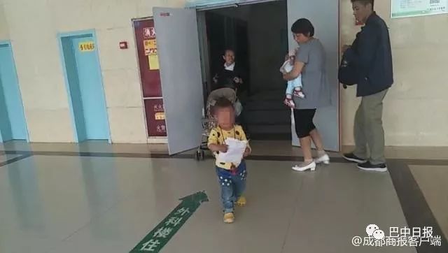 还记得患重病左腿3个大窟窿的通江男童吗?有他的最新消息了!