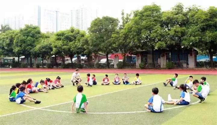 恺摩择校④｜一所城市里的绿洲学校，福田最火的国际学校，等两三年都未必有学位的学校！