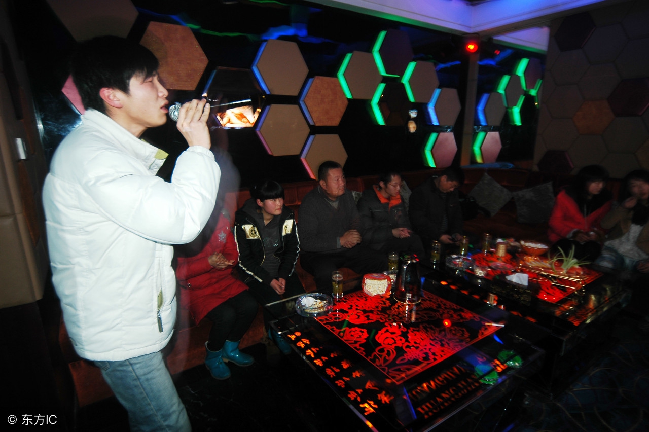 剖腹产婆婆让生三胎,剖腹产一胎女孩婆婆让生二胎