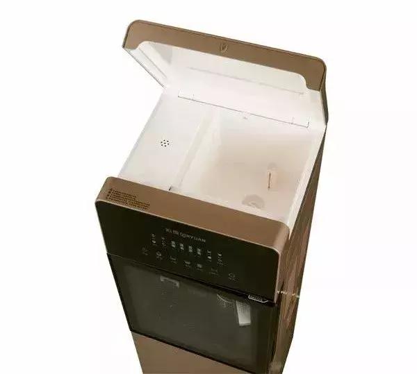 饮水机一年没清洗会有多少细菌,一个月没清洗的饮水机有多脏