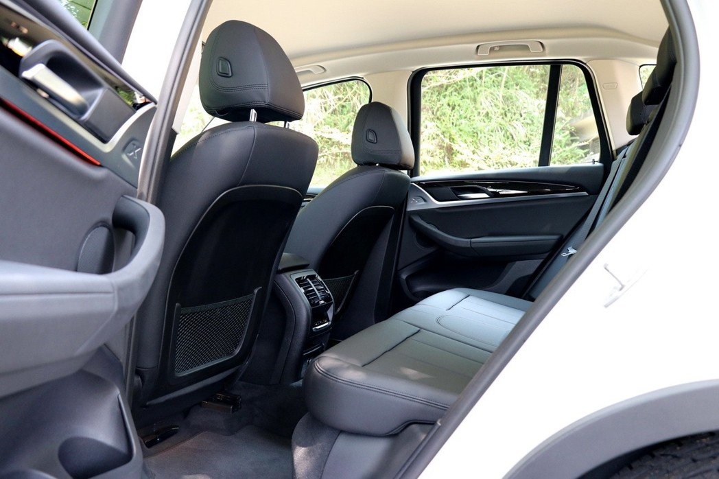 全新bmwx3全新体验,宝马x3sdrive20i试驾