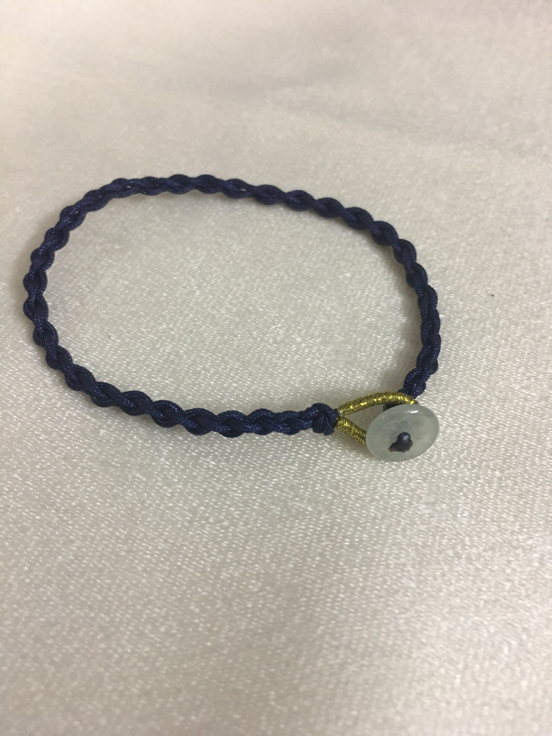 月光石坠子怎样穿绳,黄金小坠子手绳