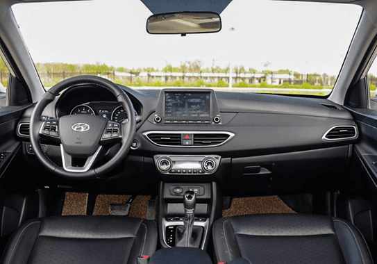 全新款现代悦动最低配,现代悦动2023款高配