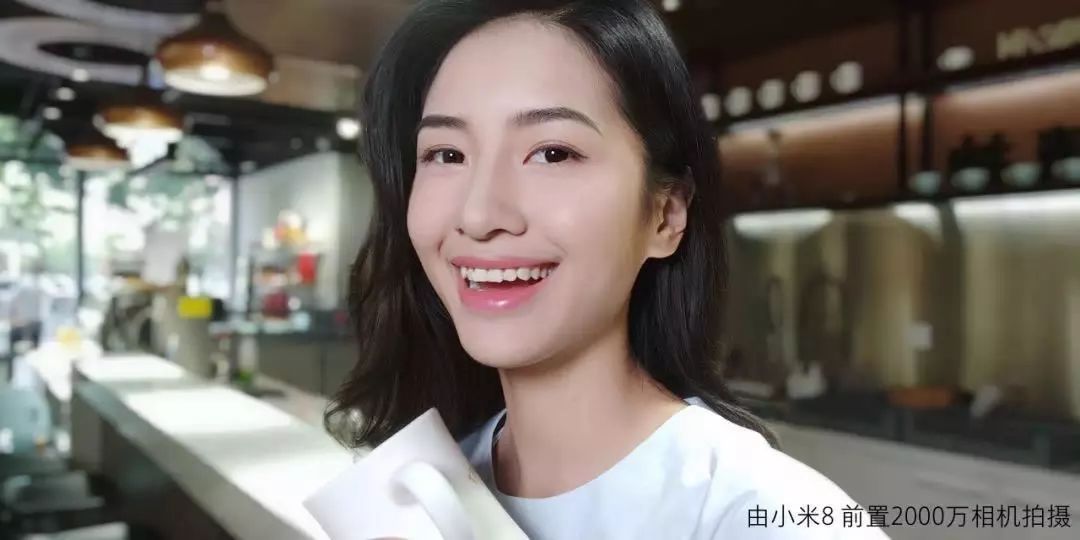 透明到近乎赤裸，是怎样一夜之间流行起来的？