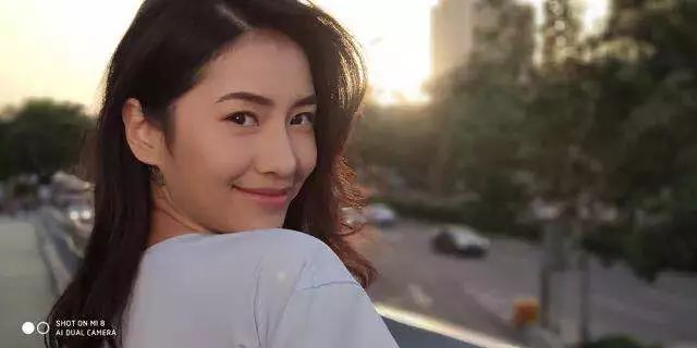 透明到近乎赤裸，是怎样一夜之间流行起来的？