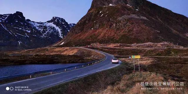 透明到近乎赤裸，是怎样一夜之间流行起来的？