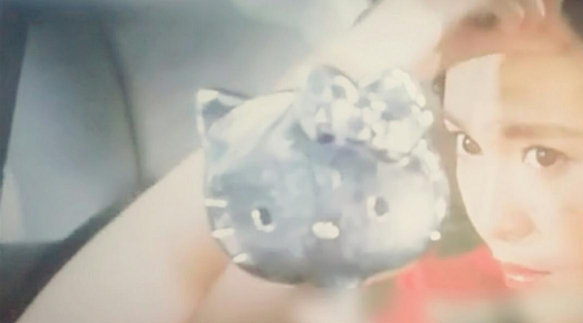 自带服装进组的明星,自带道具进组拍戏的女明星