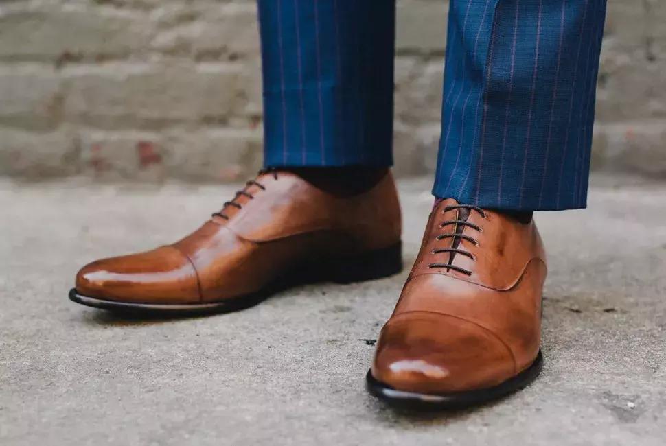 皮鞋光面和布洛克,布洛克漆皮皮鞋