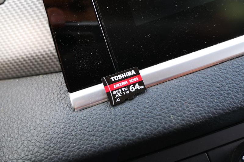 东芝m303e内存卡怎么样,东芝m303e和microsd哪个好