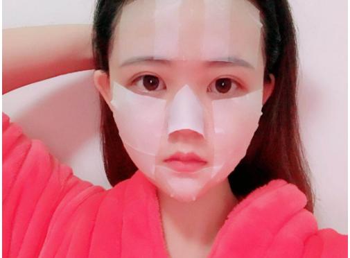 一到夏天脸上爱出油,一到夏天皮肤就特别油怎么办