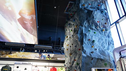 满满黑科技！北京这家运动品店，拯救了你的选择困难症！