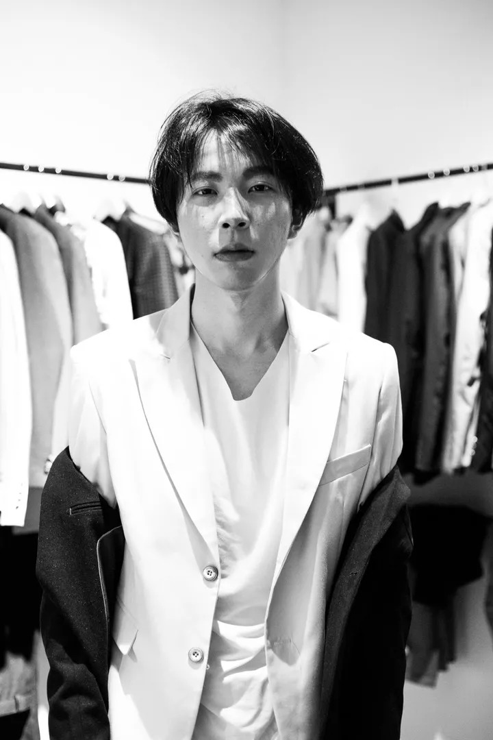 我们采访了几个90后摄影师,一起探讨他们到底穷不穷?