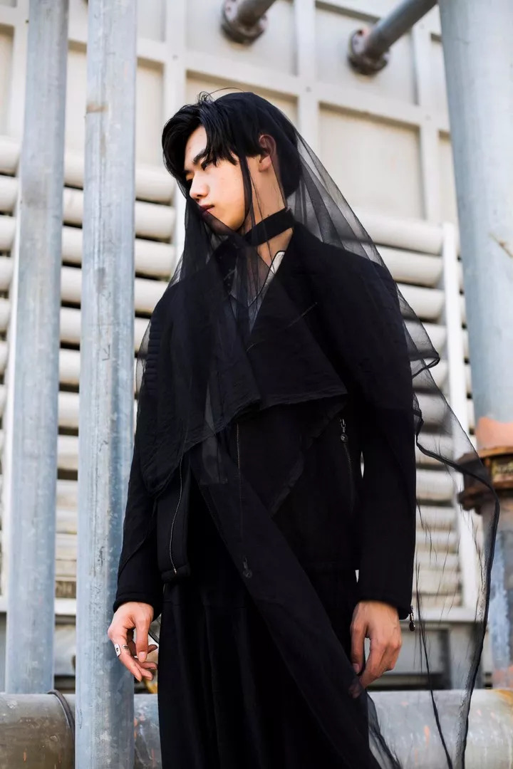 我们采访了几个90后摄影师,一起探讨他们到底穷不穷?