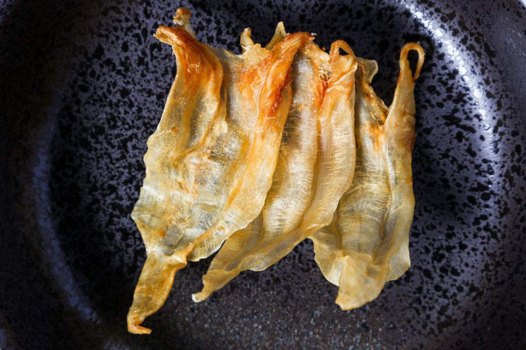 即食花胶用哪个花胶好,花胶的选购方法教你选择优质花胶