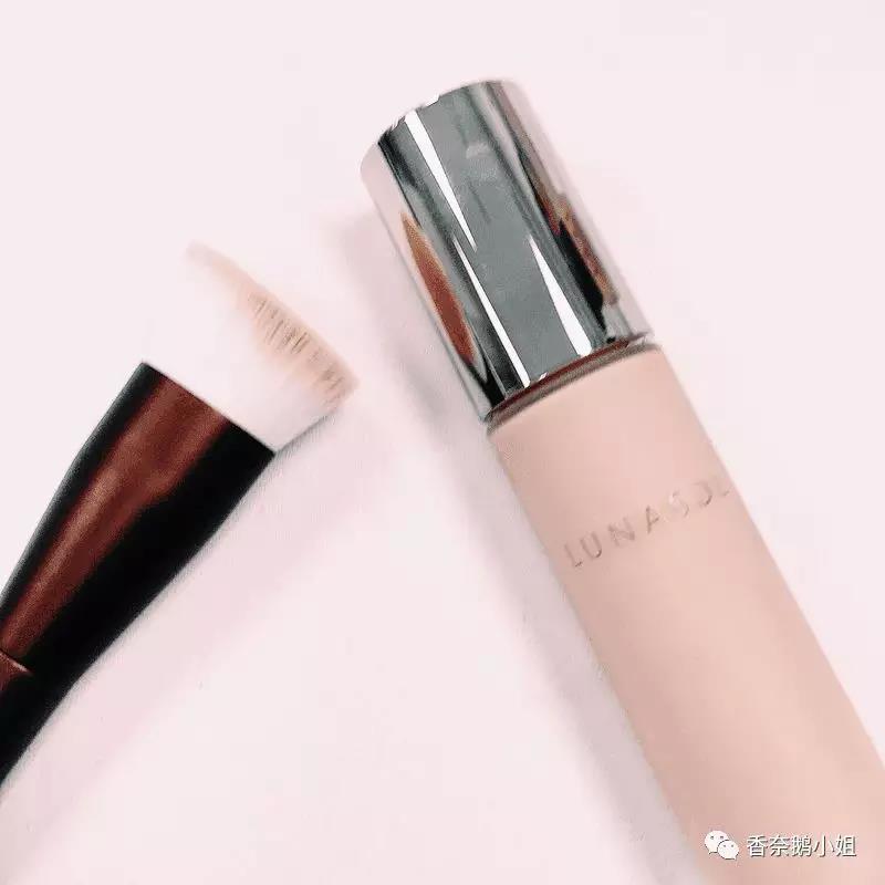 十大公认好用便宜的粉底混油皮,十大公认好用的粉底平价