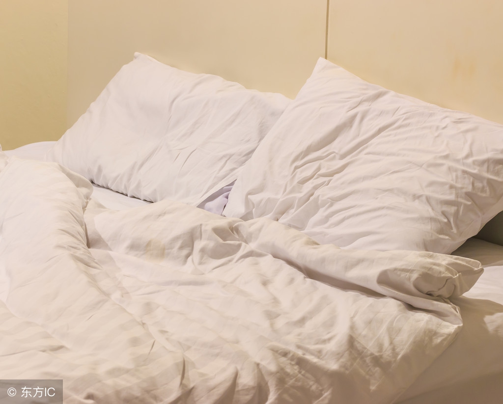 衣服床单上的血渍怎么去除,去除床单血渍的小妙招你知道吗