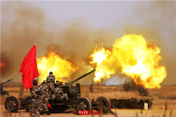 人会离开,装备会退役,这座军营里变与不变的究竟是什么