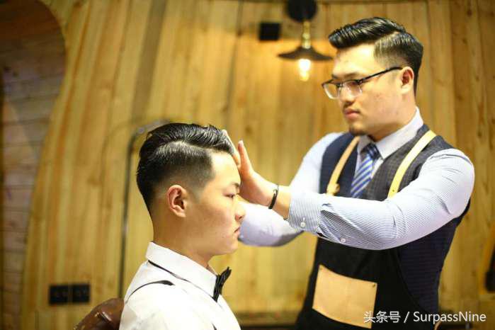 夏天干净清爽的发型男,夏季清爽barbershop