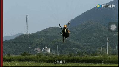 浙江90后独腿小哥哥，被漂亮学妹倒追！弹吉他、进滑雪国家队……