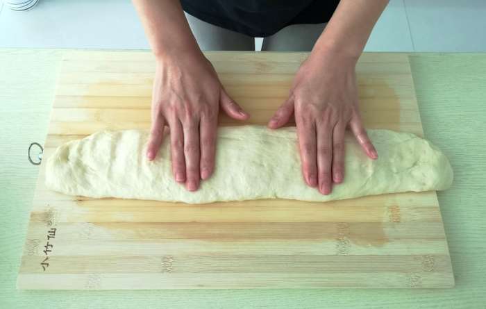 1碗面粉1个鸡蛋教你制作空心油条,1碗面粉2个鸡蛋教你做香甜酥脆