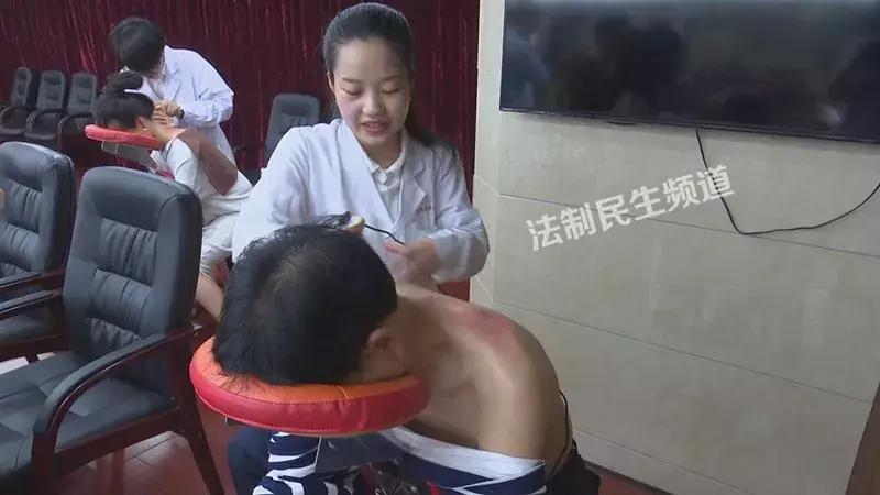 「健康天元」家庭医生服务进单位预防夏季颈椎病