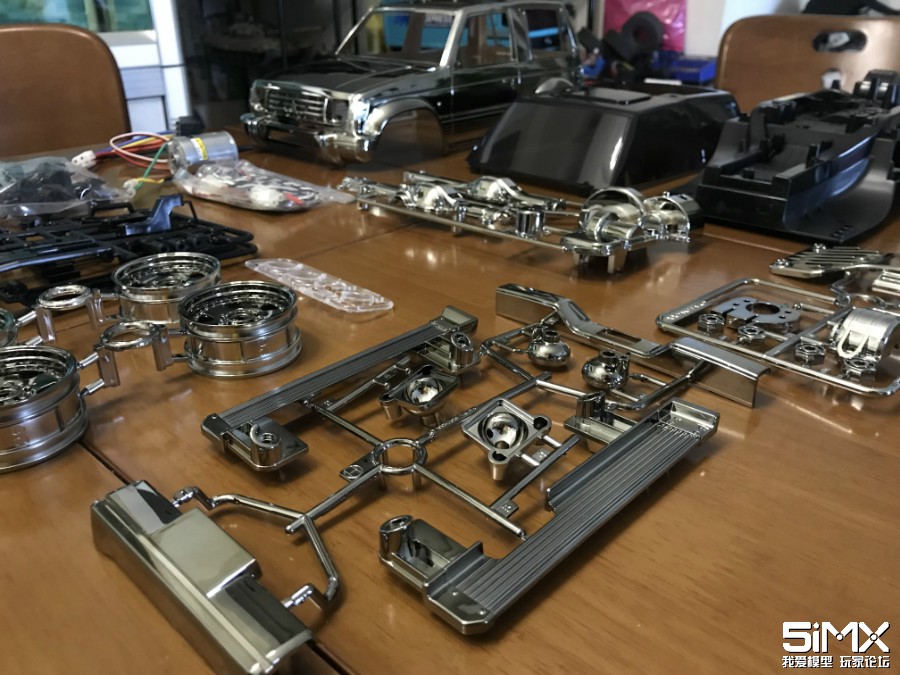 田宫cc01帕杰罗开箱,cc01帕杰罗