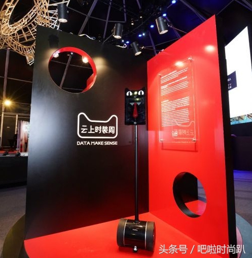 比莉时装周,比秀场有看点的设计师