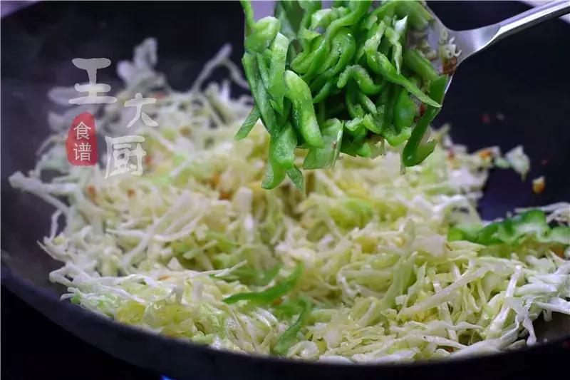 大头菜炒西红柿的营养功效,大头菜炒西红柿的营养价值及功效